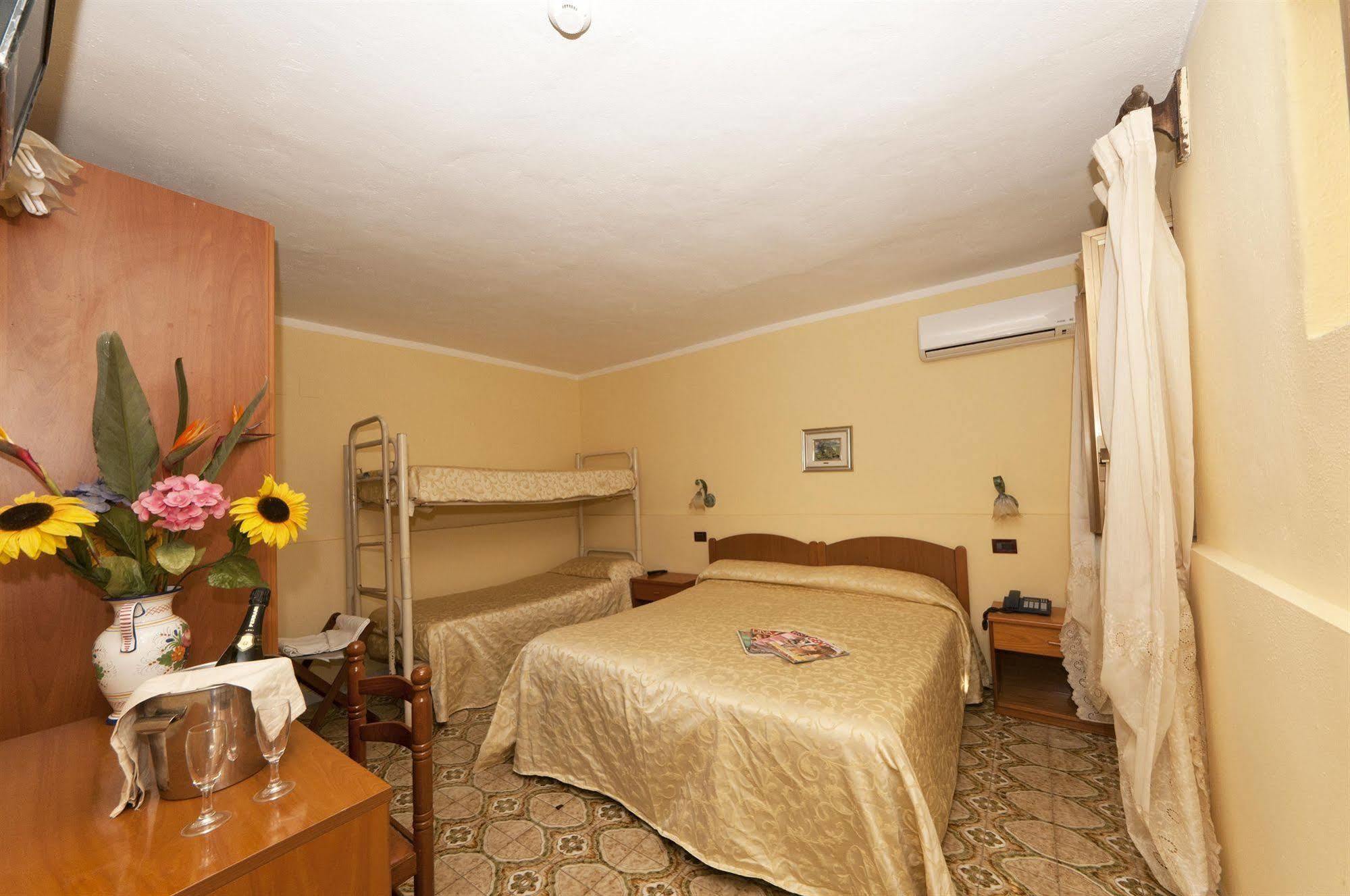 Hotel Villa Franca Forio di Ischia Exteriör bild
